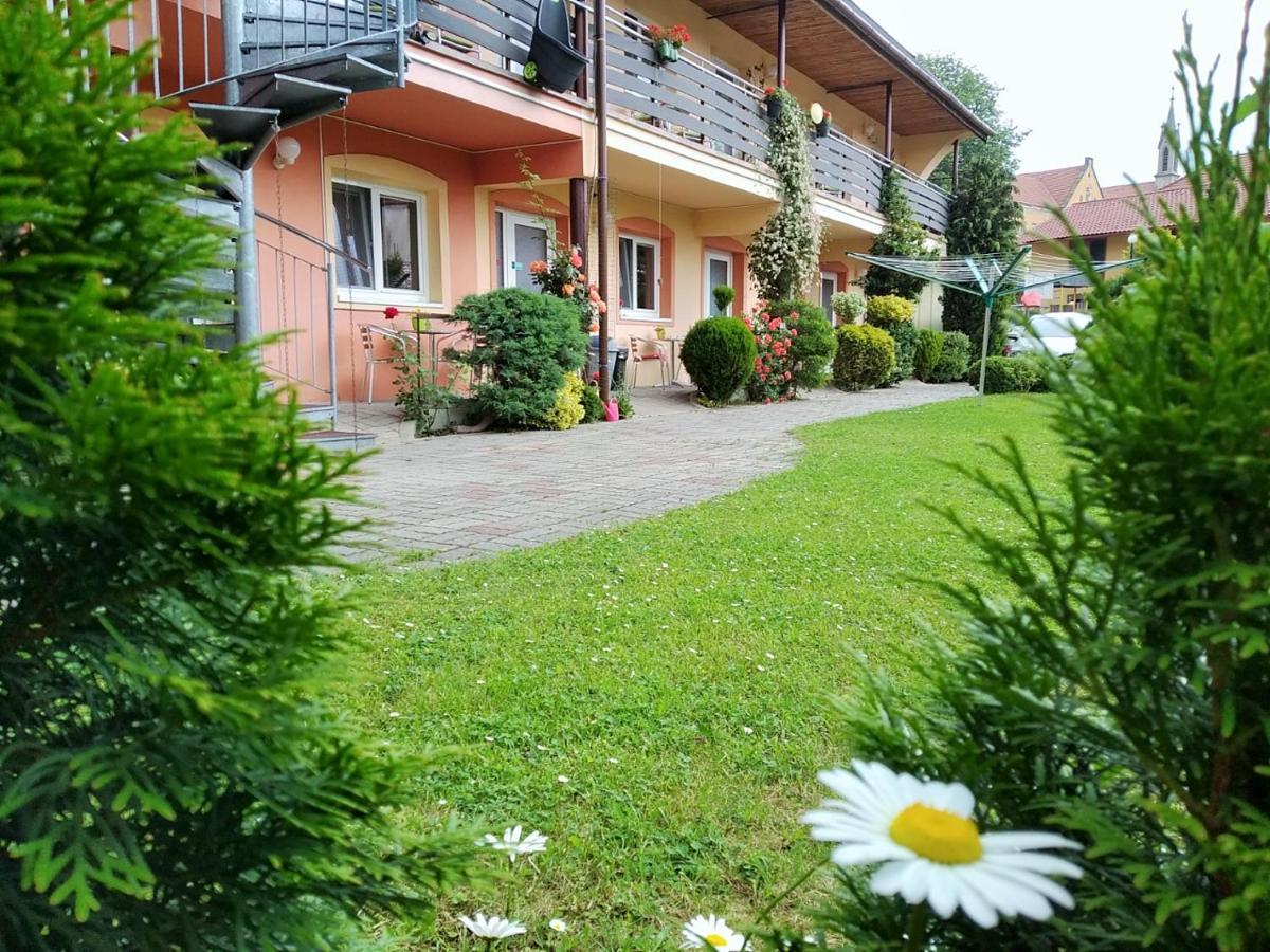 Penzion Areal Zamma Rožňava Extérieur photo